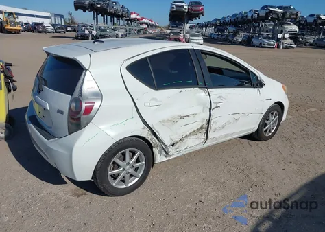 2012 Toyota Prius C Three from USA, damaged, VIN JTDKDTB34C1520545